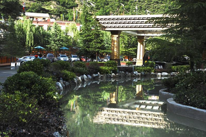 Howard Johnson Tian Yuan Jiuzhaigou Zewnętrze zdjęcie